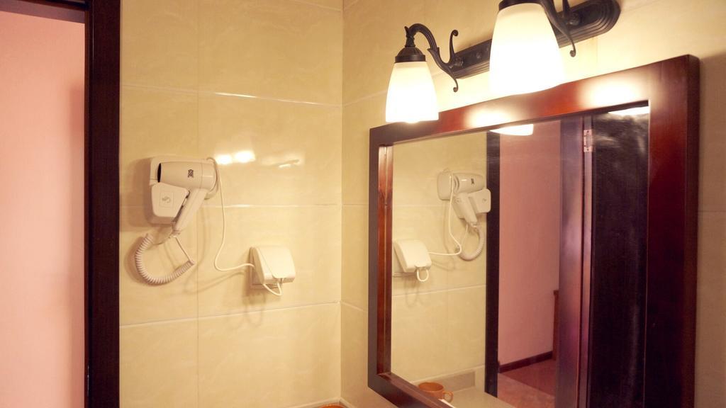 Wo Home Hostel Jiuzhaigou Rom bilde